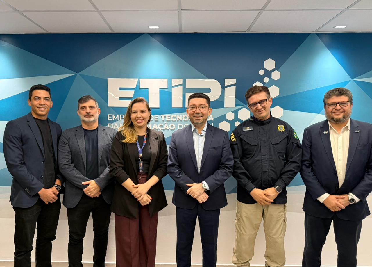 Diretoria Nacional da PRF vem ao Piauí para conhecer avanços do Estado na área da tecnologia e da transformação digital