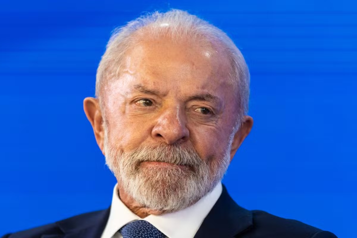 Lula firma pacto nacional contra o feminicídio e cobra ação