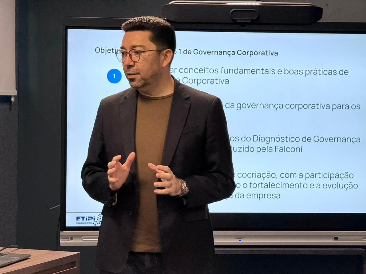 Etipi fortalece modelo de Governança Corporativa em seminário estratégico
