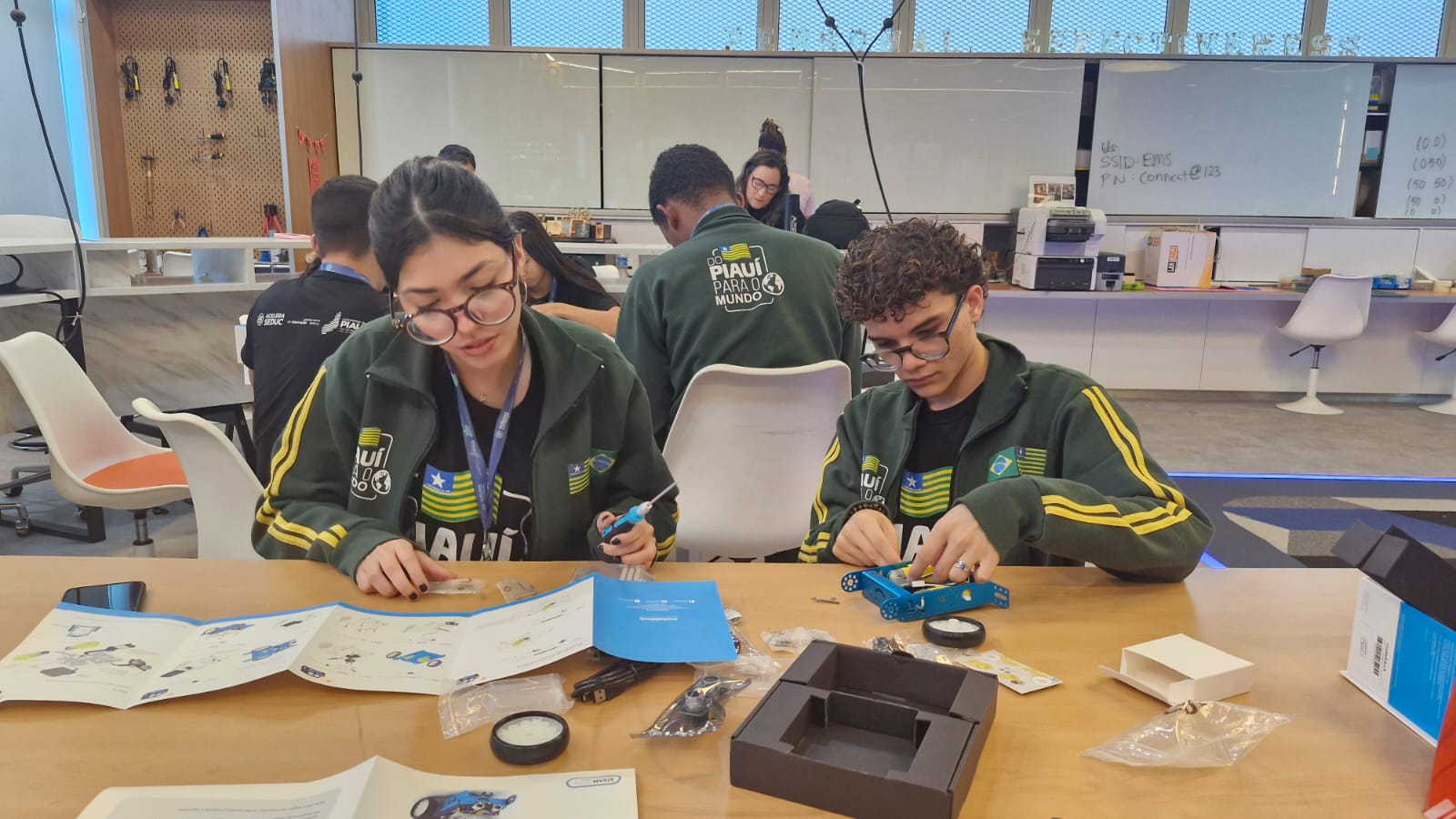 Intercambistas do programa Do Piauí para o Mundo encerram imersão acadêmica e cultural em Singapura