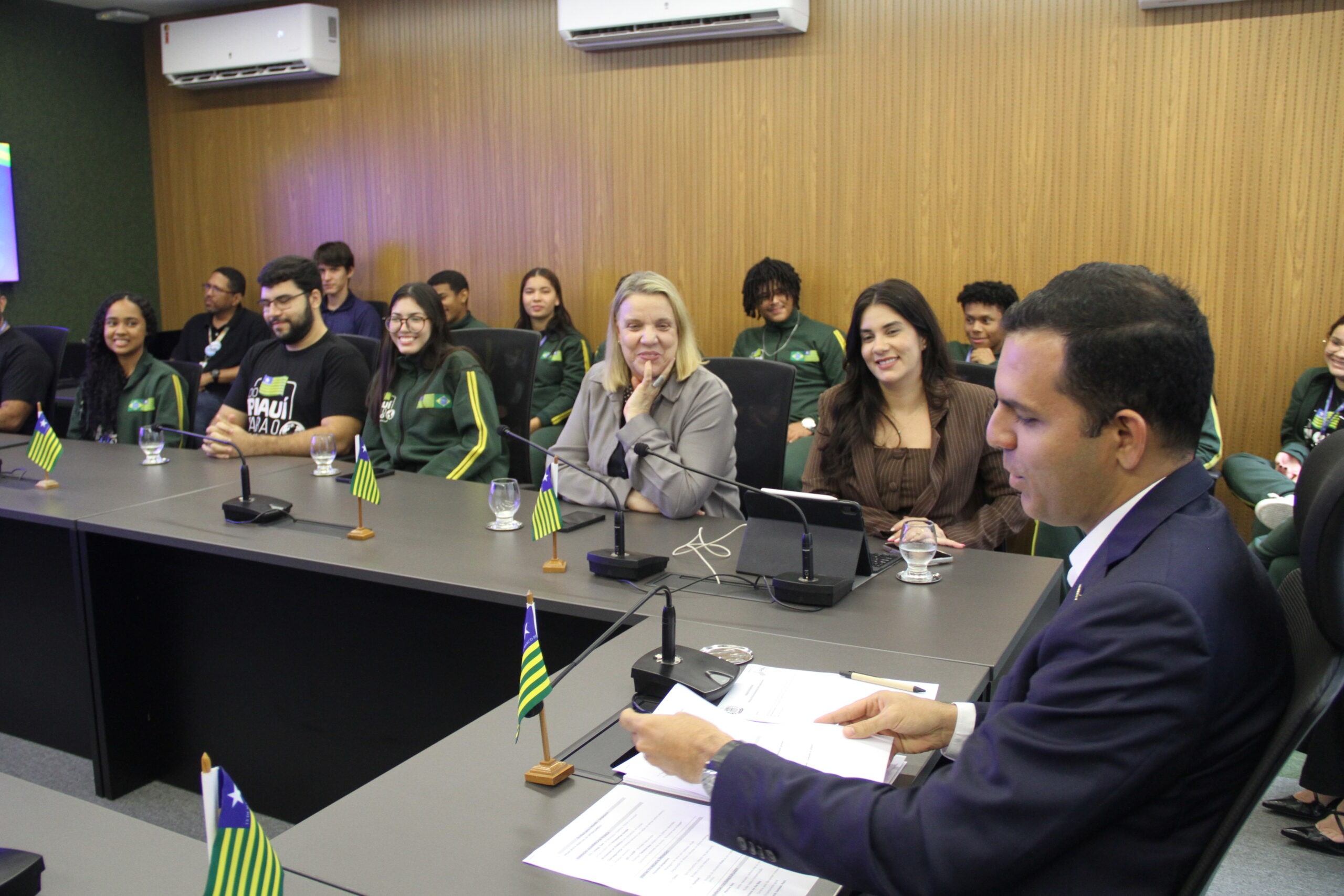 Estudantes retornam de Singapura e fortalecem política de intercâmbio educacional ‘Do Piauí para o Mundo’