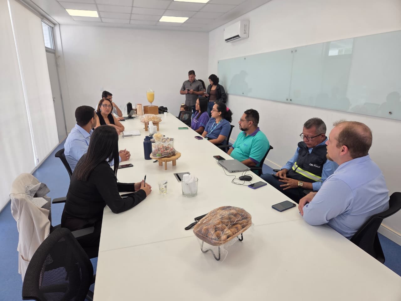 Águas do Piauí apresenta ações para reforçar o abastecimento do litoral durante o Carnaval