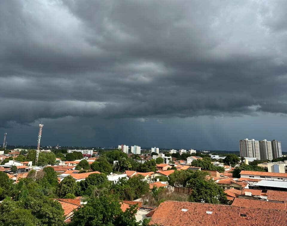 Semarh aponta para possibilidade de chuvas e risco de temporais em várias regiões do Piauí durante o Carnaval
