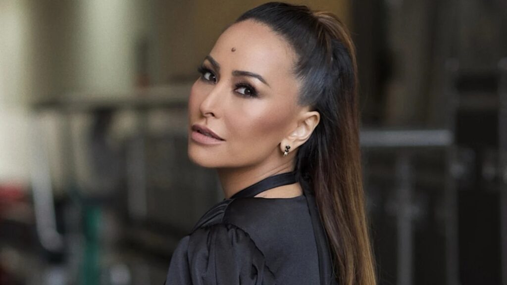 Sabrina Sato fala sobre cuidar dos pais e da filha