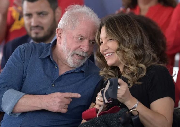 O que Lula disse após Janja xingar Elon Musk