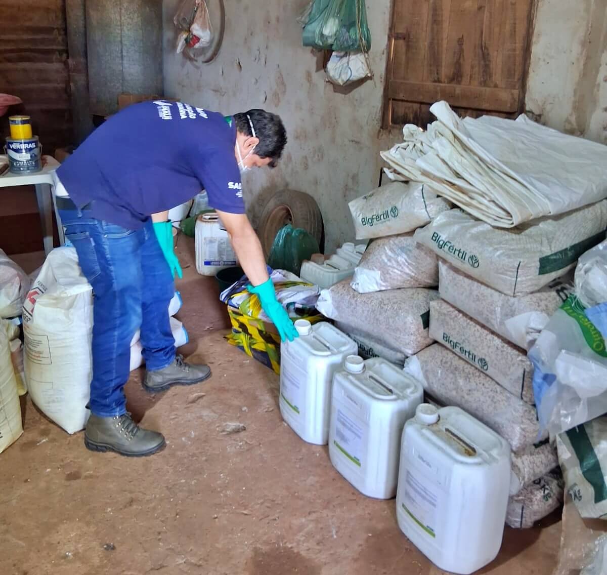 Adapi intensifica fiscalização de agrotóxicos e interdita produtos irregulares em municípios do norte do Piauí