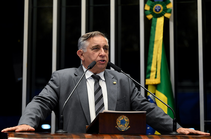 Izalci sugere CPI no Legislativo do DF para investigar gestão do BRB