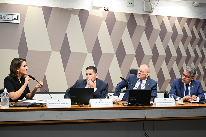 Senadores cobram da Meta mais rastreabilidade e reparação às vítimas de golpes