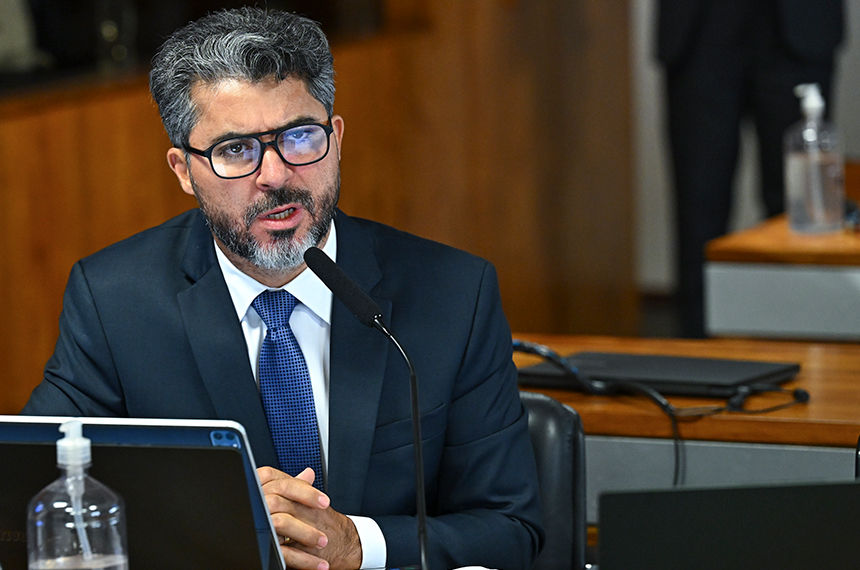 CRA aprova regras para apreensão de máquinas agrícolas por dívida