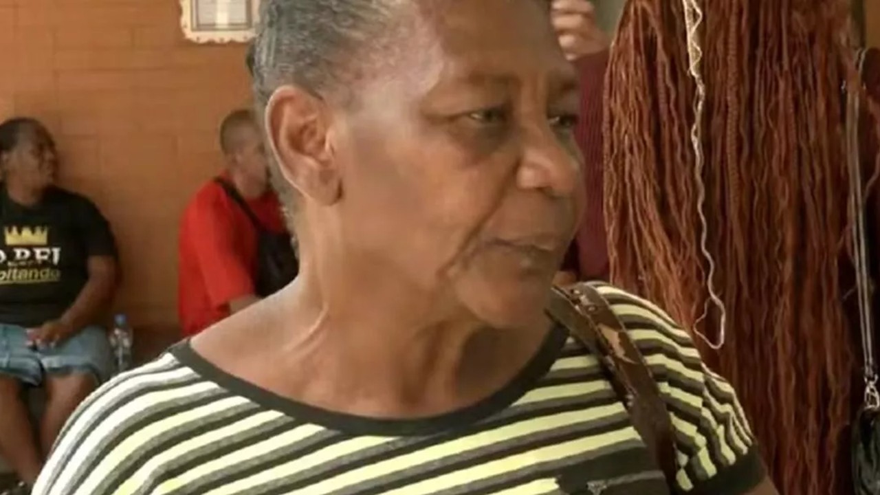 Idosa perde 17 familiares após tragédia das chuvas em Juiz de Fora: "a cabeça fica triste, mas eu preciso ser forte"