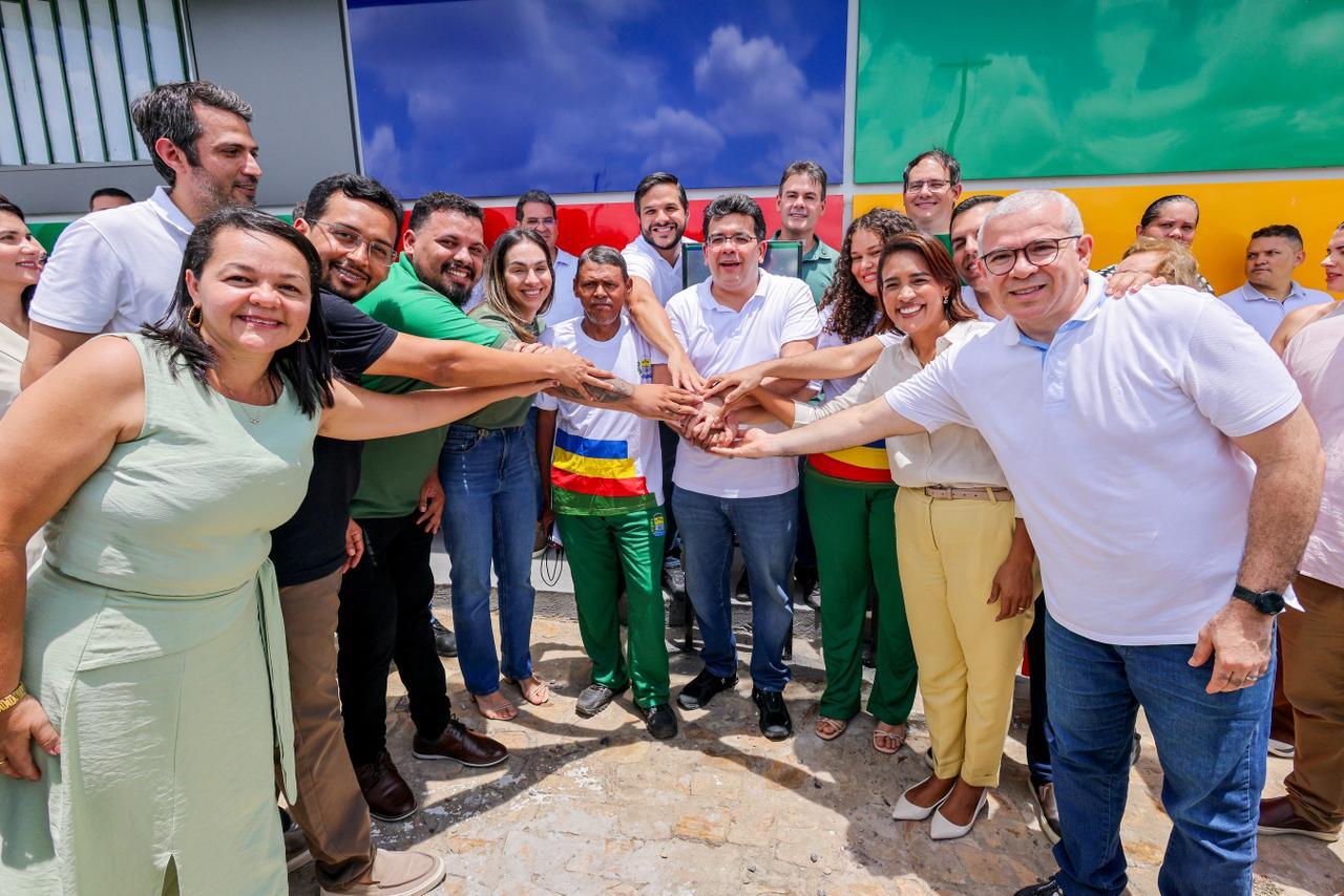Em Lagoa do Piauí, Rafael inaugura reforma de escolas, entrega brinquedopraça e autoriza novas obras