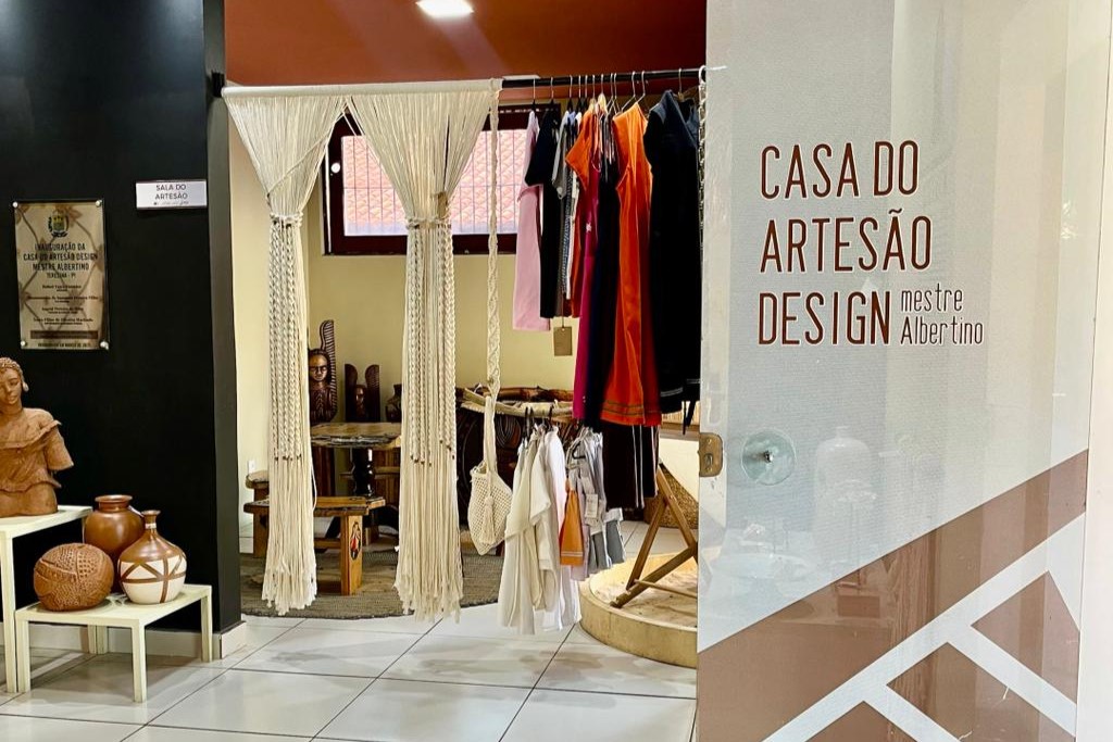 Prorrogadas inscrições para cadastramento de artesões para vendas na Casa do Artesão Design Mestre Albertino
