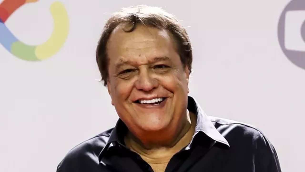 Morre Dennis Carvalho, ator e diretor de TV, aos 78 anos