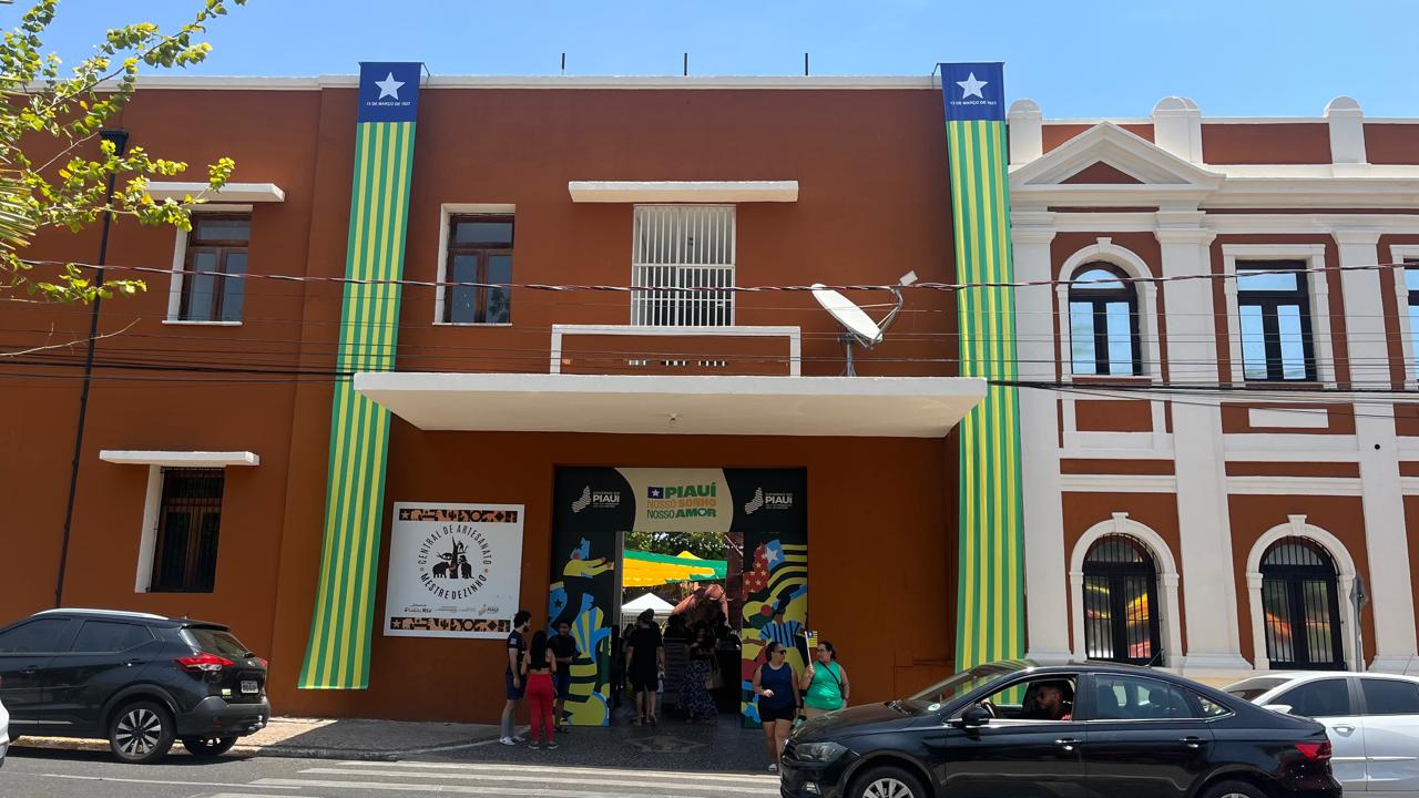 Sudarpi lança programação do mês do artesão na Central de Artesanato Mestre Dezinho