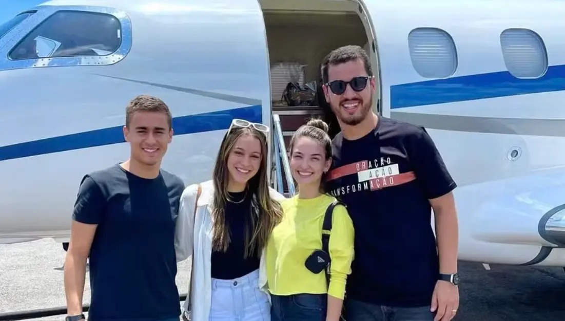 Nikolas viajou em jatinho ligado a Vorcaro