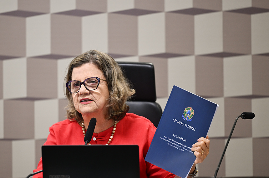 PNE pode ser votado este mês, diz presidente da Comissão de Educação