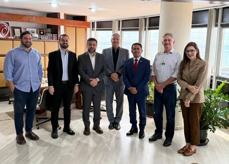 Governo do Estado avança nas tratativas para reativar fábrica de cimento em Fronteiras