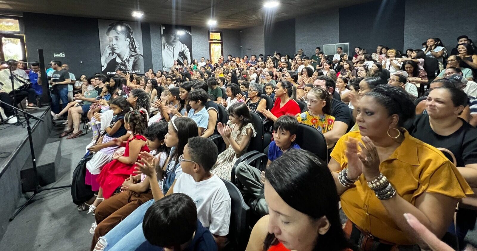 Três dias de apresentações marcam o retorno das atividades da Escola de Música Possidônio Queiroz