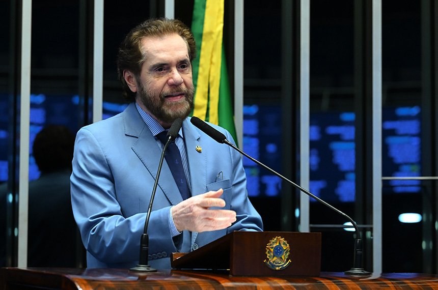 Plínio Valério critica proposta que altera regras para impeachment de ministros do STF