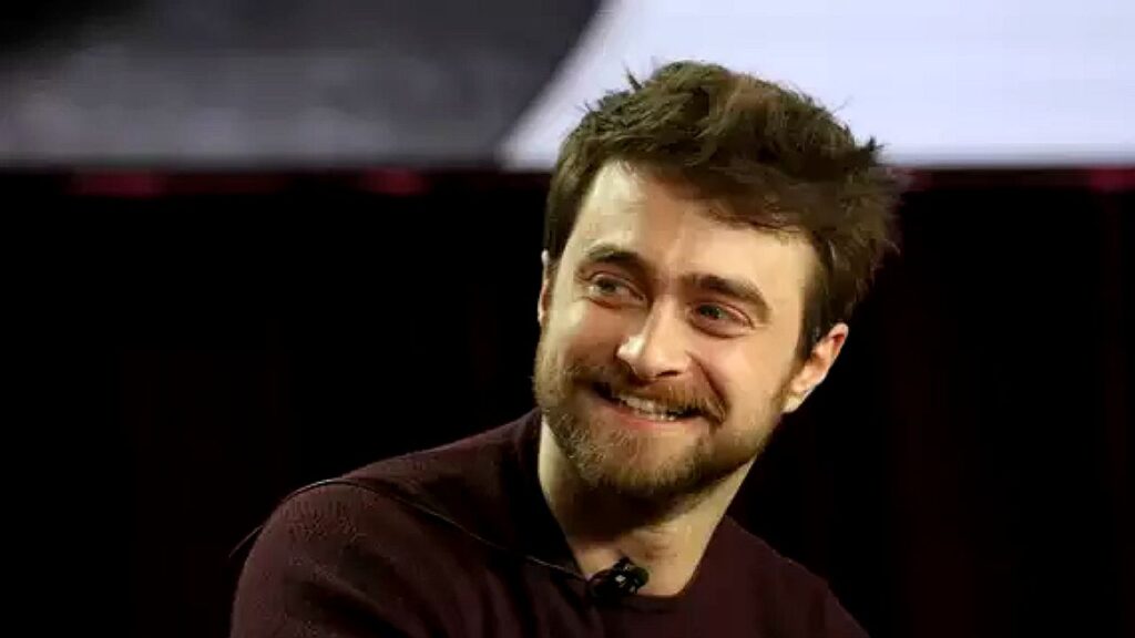 Daniel Radcliffe transforma vida após vício em álcool