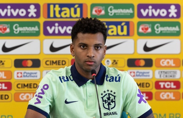 Jogador Rodrygo é acusado de agressão em festa na Espanha