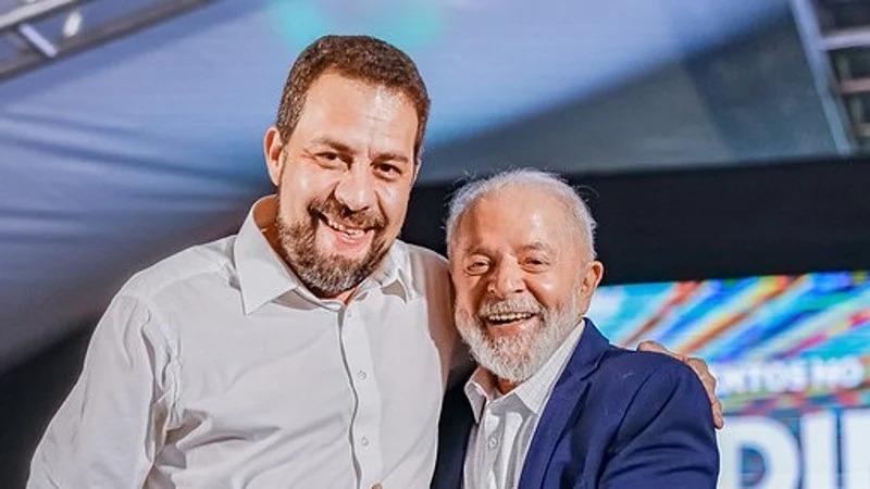 PSOL rejeita federação com PT, mas apoia Lula em 2026