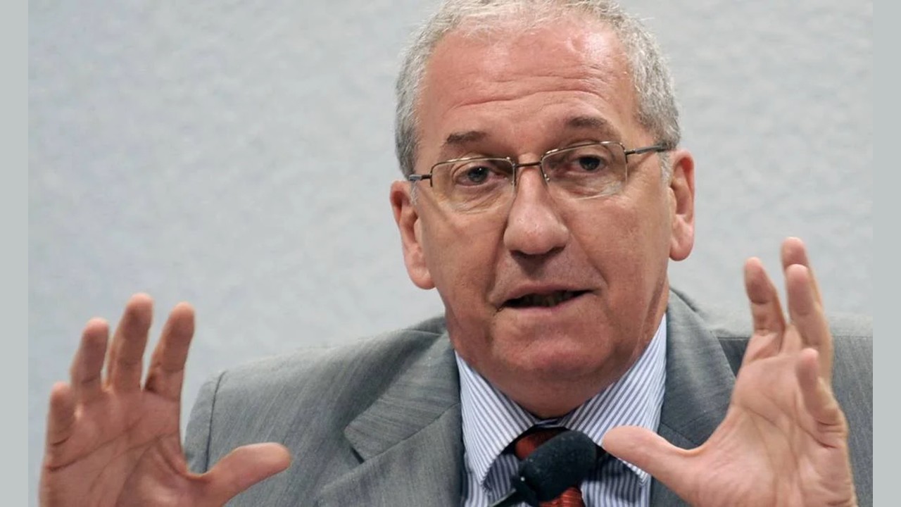 Franklin Martins é retido no Panamá e deportado ao Brasil após conexão aérea