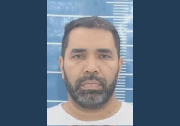 Ex-secretário indicado por Flávio Bolsonaro é preso em operação contra CV