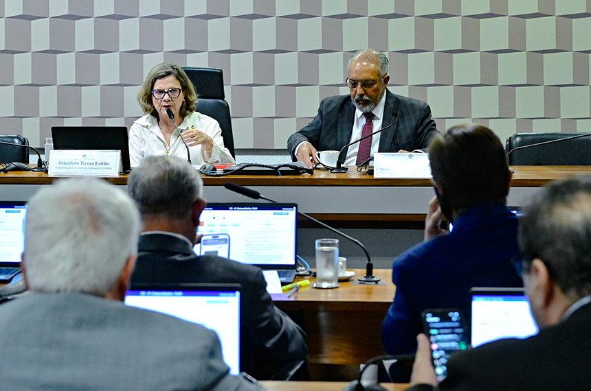 Campus Tefé (AM) do IFI pode se chamar Professora Virgilina Façanha Mendes