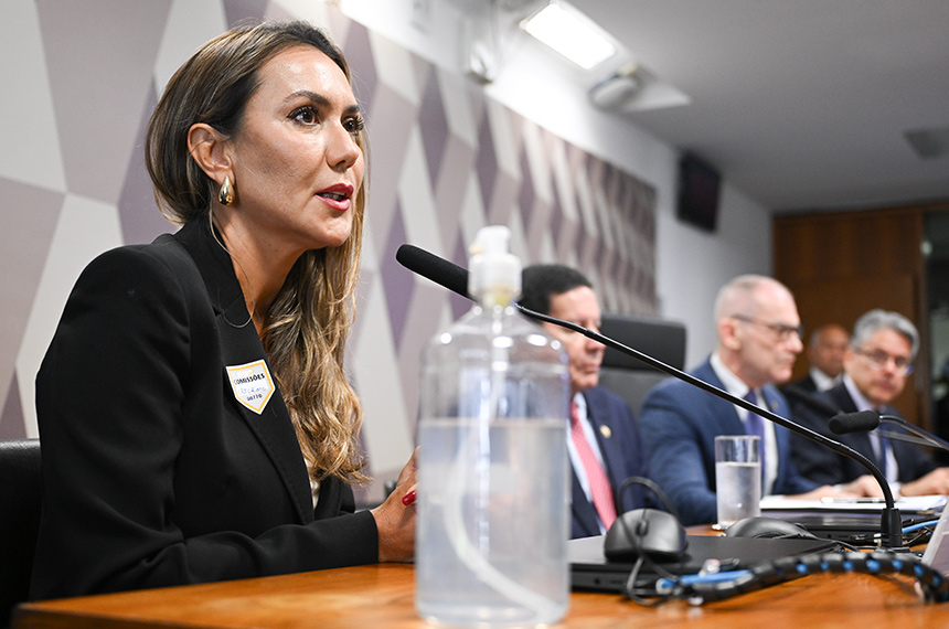 Estado precisa impedir aliciamento de crianças pelo crime, diz juíza à CPI