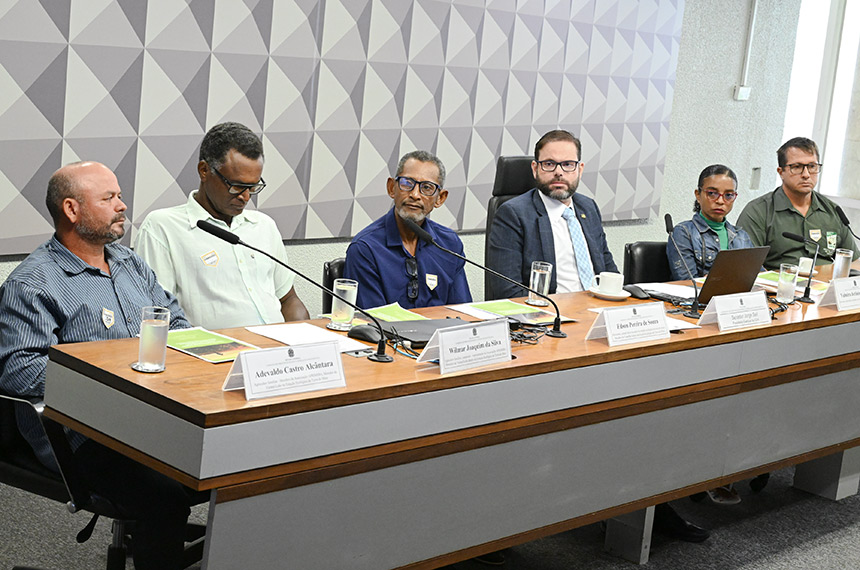 Ribeirinhos denunciam violações em unidade de conservação no Pará
