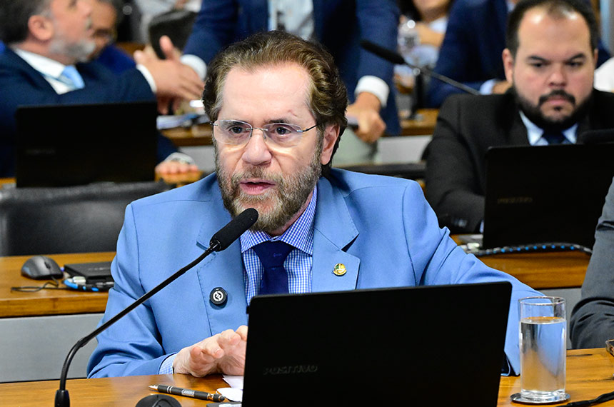 CDH aprova reforço a diagnóstico precoce do câncer infantojuvenil