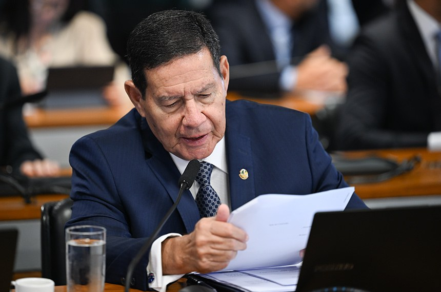 Senado confirma adesão do Brasil a acordo para remoção de destroços no mar