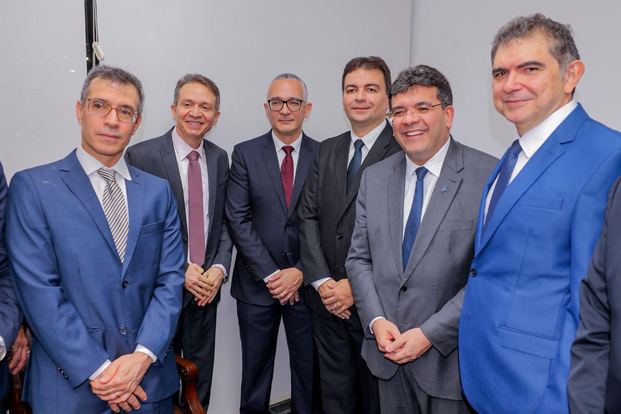 Justiça Federal instala Segunda Turma Recursal no Piauí e homenageia governador Rafael Fonteles