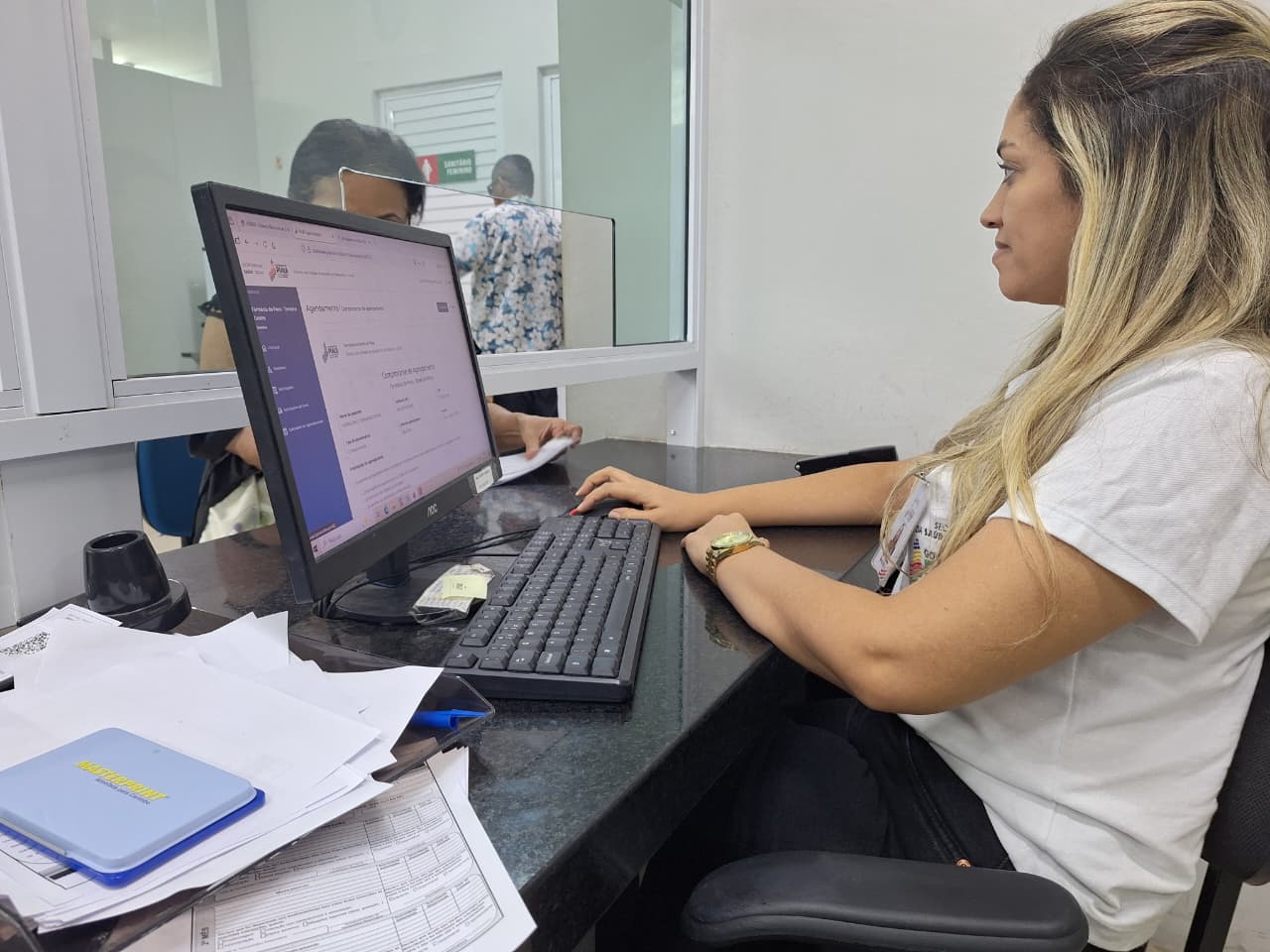 Farmácia do Povo recebe novos computadores para modernizar e agilizar atendimento no Piauí