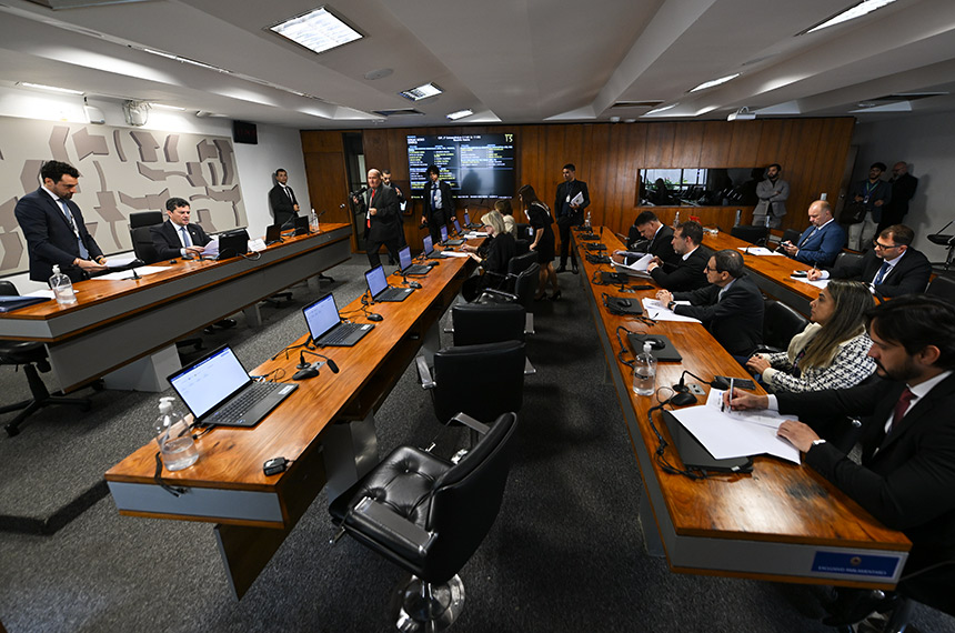 Projeto que proíbe liberdade provisória a acusados de homicídio vai à CCJ
