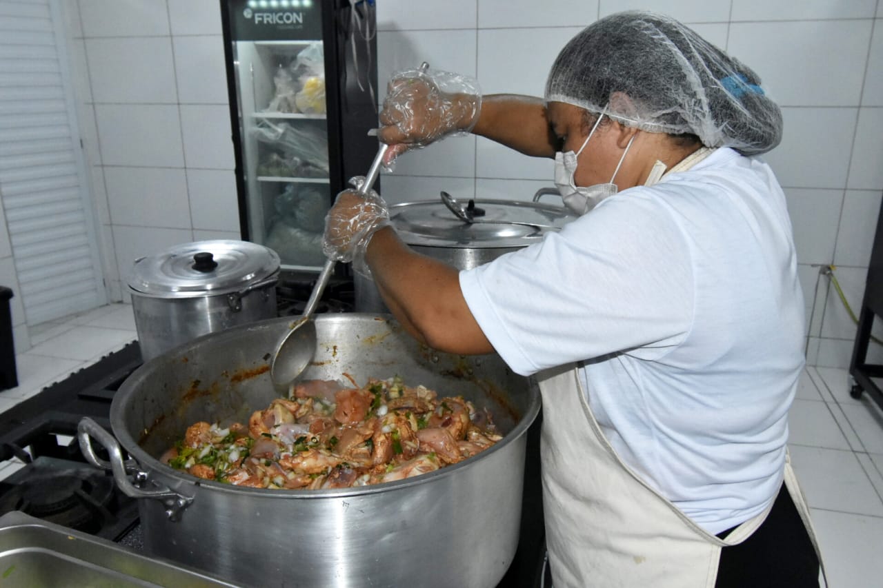 Restaurantes populares reforçam a segurança alimentar no Piauí com mais de 6 mil refeições diariamente