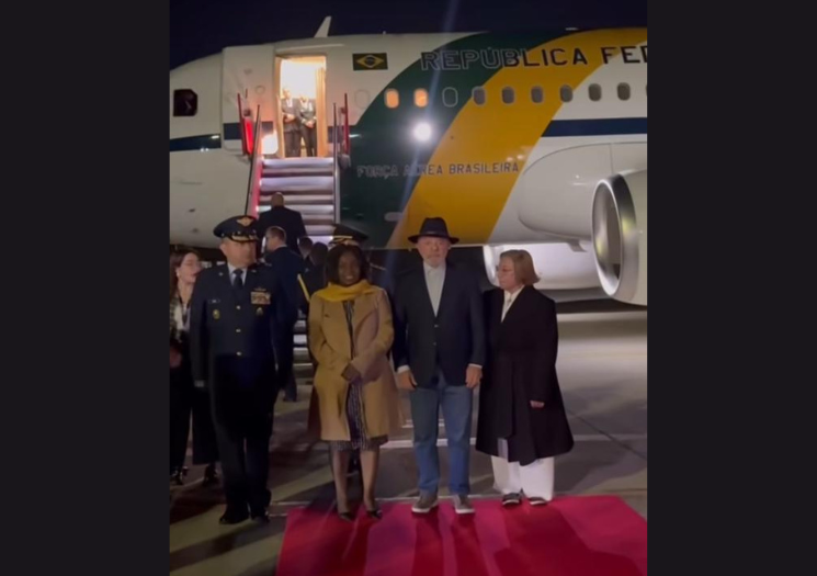 Lula desembarca na Colômbia para reunião da Celac