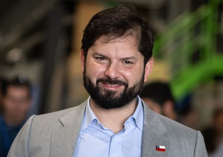 Presidente do Chile, Gabriel Boric, é denunciado por assédio sexual