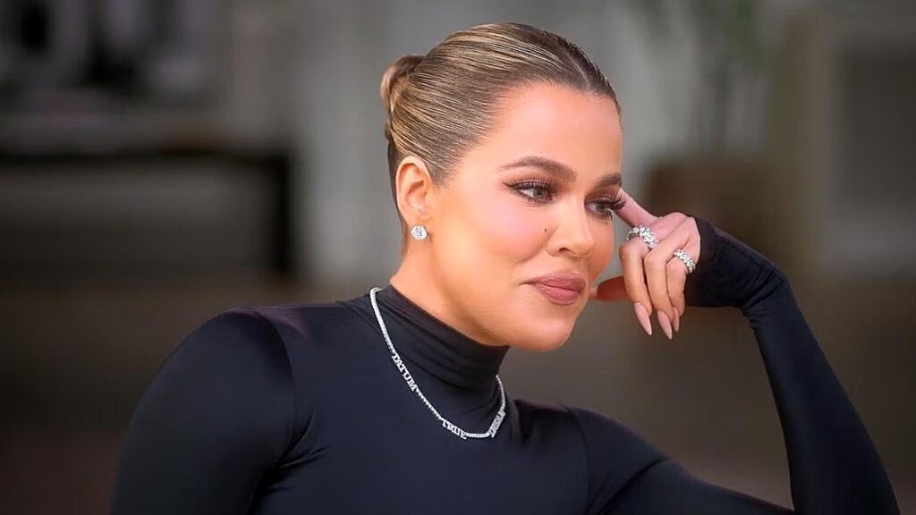 Khloé Kardashian fala sobre superar compulsão alimentar