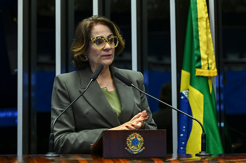 Damares pede prorrogação de CPMI e prisão domiciliar para Jair Bolsonaro