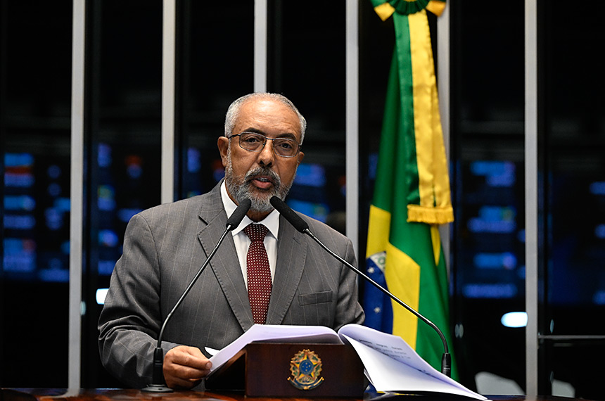 Paim pede ampliação de políticas públicas para pessoas com Síndrome de Down