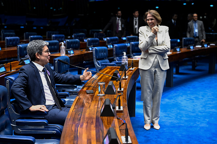 Aprovada adequação da LDO a nova licença-paternidade e apoio à reciclagem