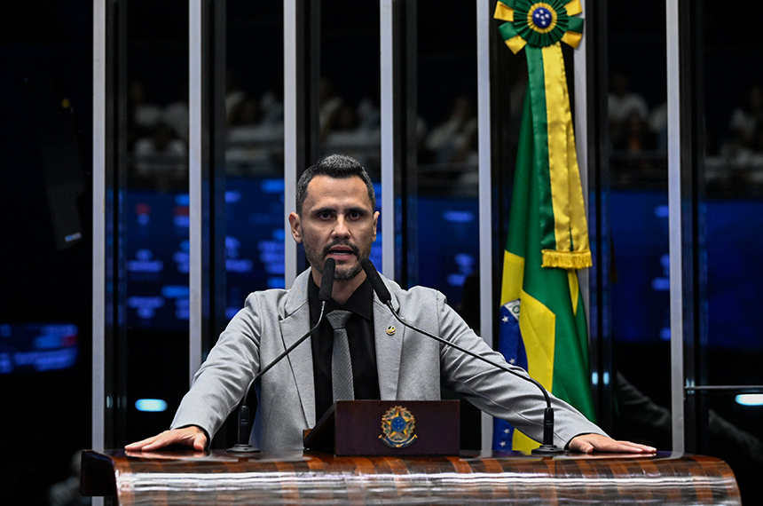Cleitinho defende revogação da condenação de Bolsonaro