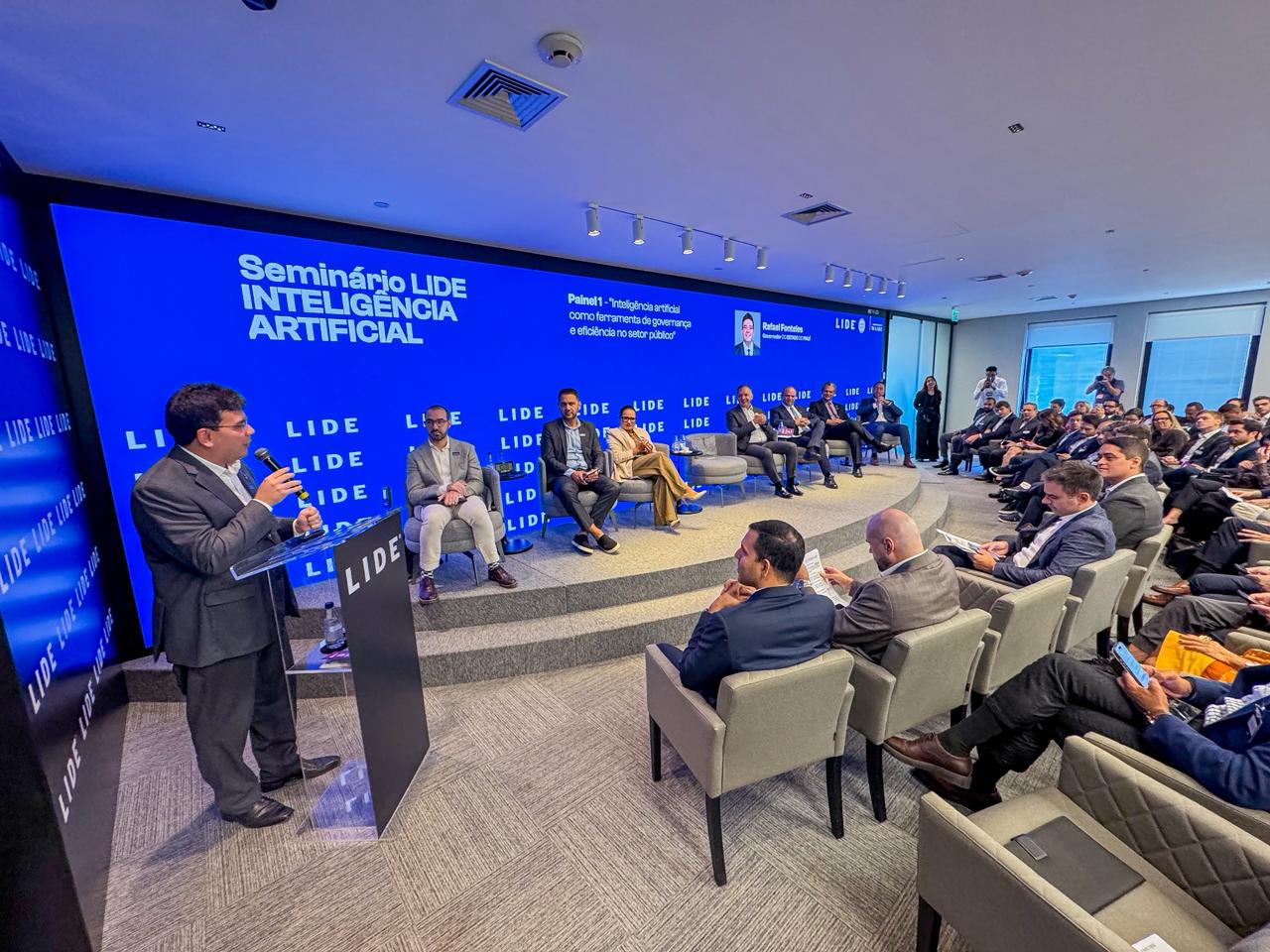 Em São Paulo, Rafael Fonteles destaca B.O Fácil e Piauí Saúde Digital como referências em tecnologia na gestão pública