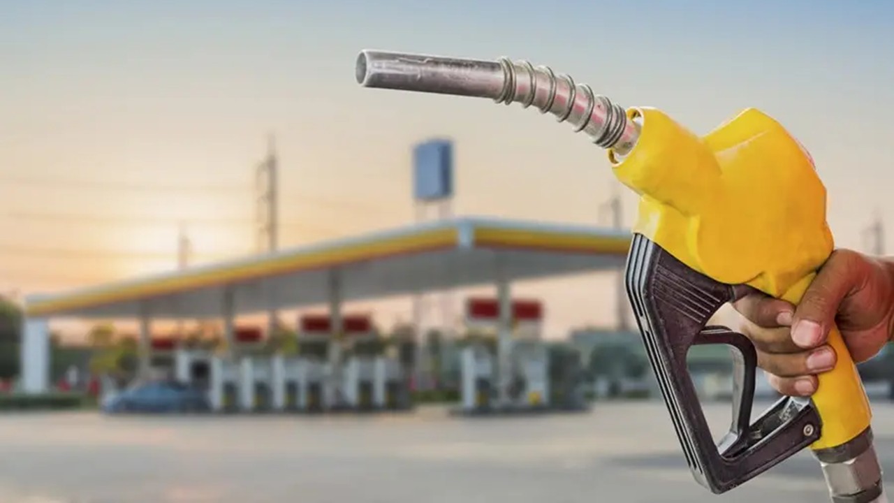 Alta do diesel e da gasolina vão além do custo e levantam suspeita de prática abusiva no Brasil