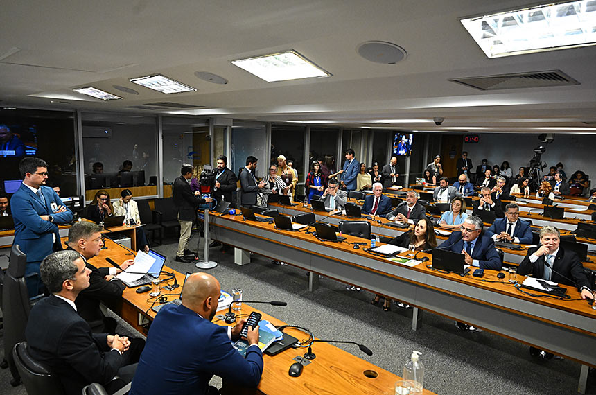 CPMI do INSS: relatório será lido e pode ser votado nesta sexta