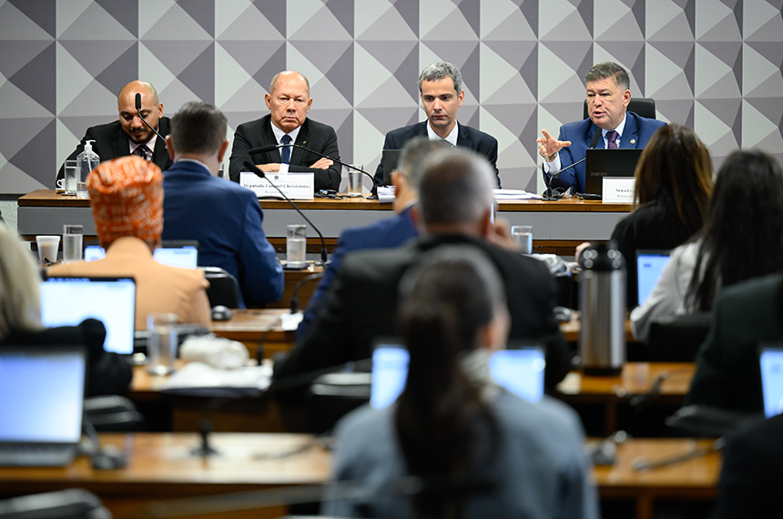 CPMI do INSS deve acabar nesta noite, com ou sem aprovação do relatório