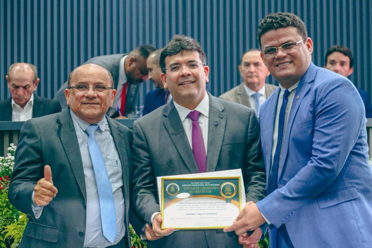 Governador Rafael Fonteles recebe título de cidadão Florianense