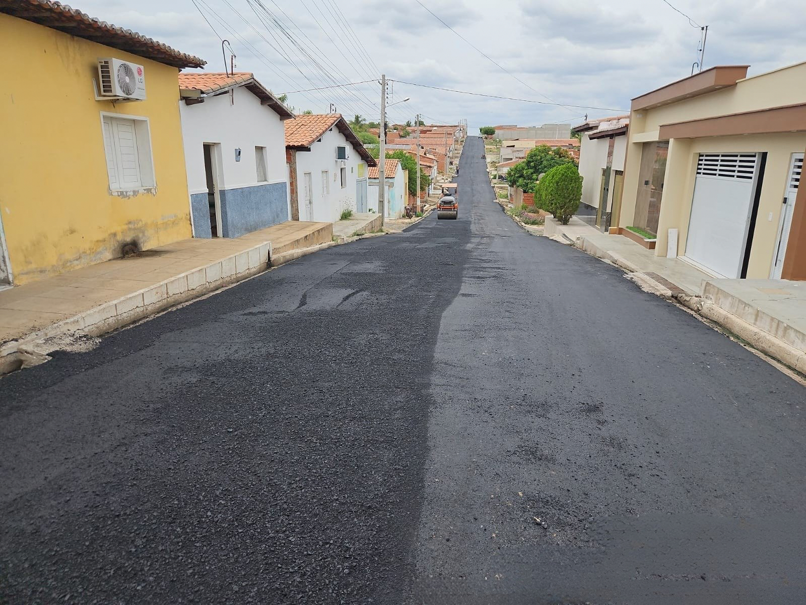 Idepi conclui pavimentação asfáltica em Jacobina do Piauí com investimento de R$ 1 milhão e avanço na mobilidade